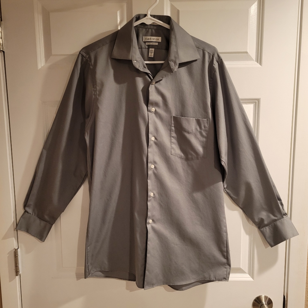 Van Heusen Regular Fit Men's Dress Shirt